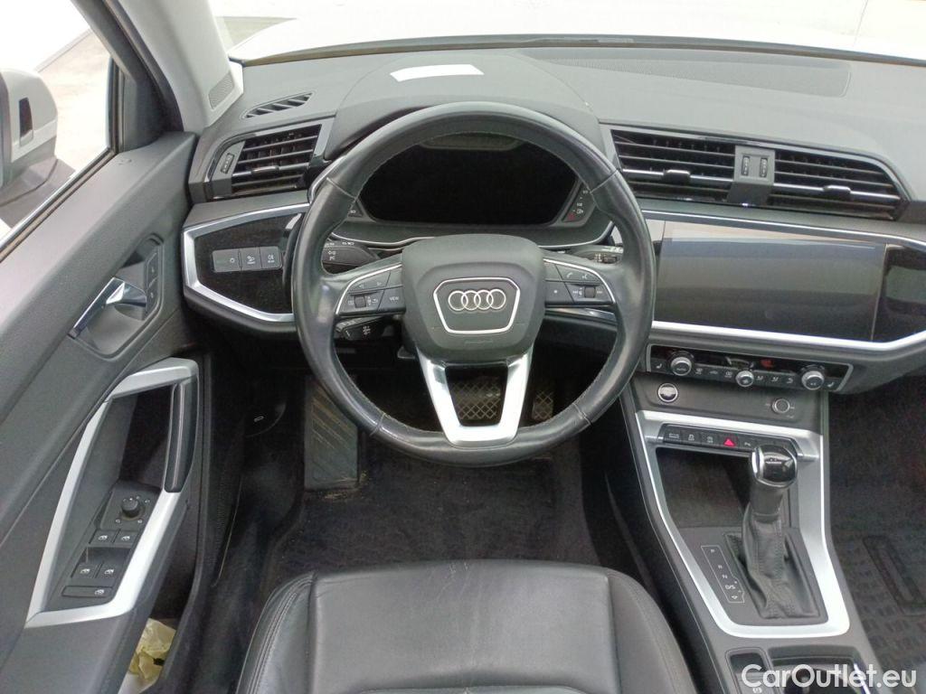 Audi  Q3 Audi  Sportback 35 TDI S tronic Business Edition 5d #9