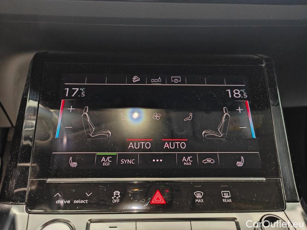 Audi  E-TRON Audi  50 Quattro 5d #26