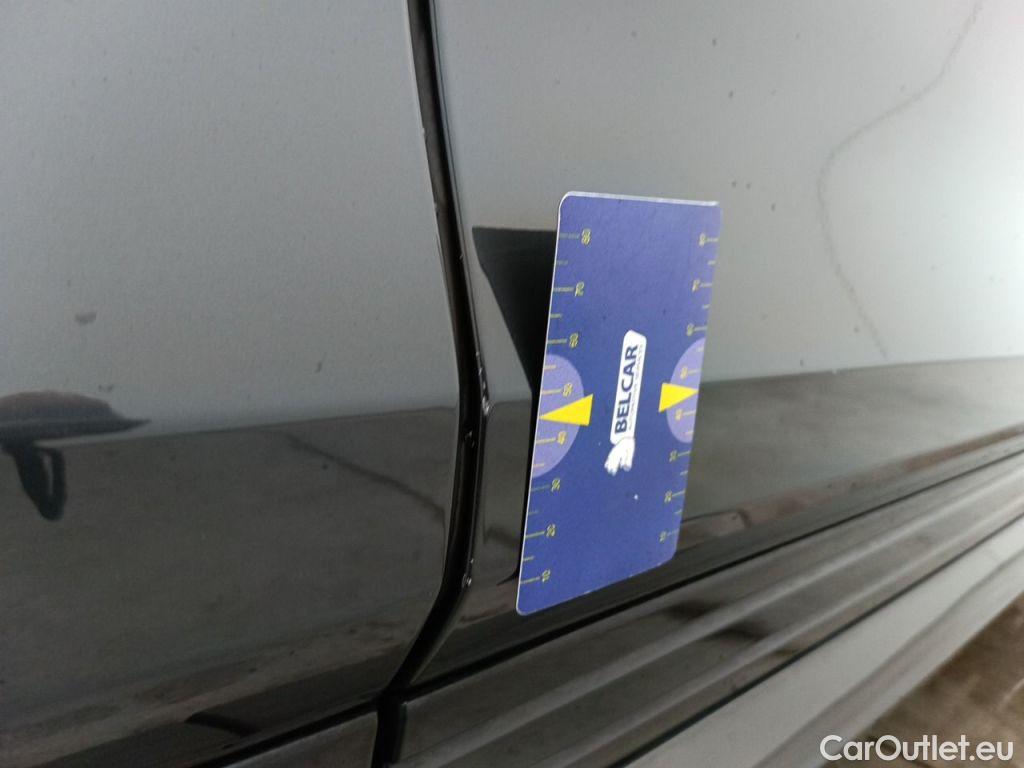 Audi  E-TRON Audi  55 Quattro Advanced 5d #38