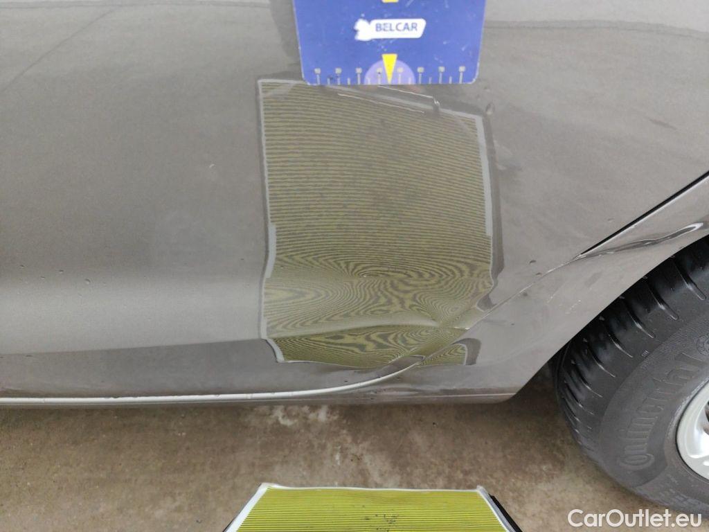 Audi  A4 Audi  Avant 2.0 30 TDi 100kW S tronic Business Ed 5d #42