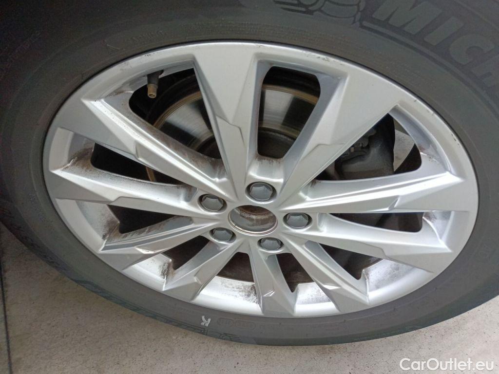 Audi  Q3 Audi  Sportback 35 TDI S tronic Business Edition 5d #44