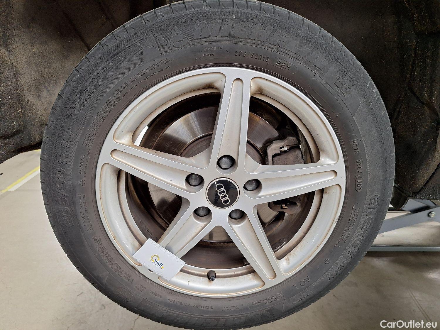 Audi  A4 Audi,  Avant FL'19, Audi  Avant 2.0 35 TDi 120kW S tronic Attraction #8