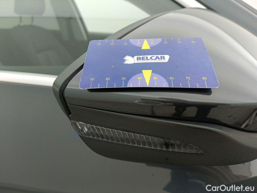 Audi  E-TRON Audi  55 Quattro Advanced 5d #35