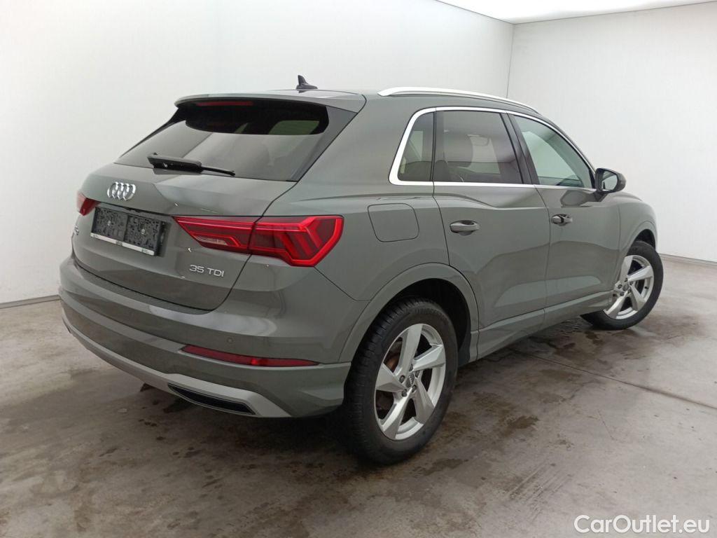 Audi  Q3 Audi  35 TDI S tronic Advanced Business Editio 5d #2