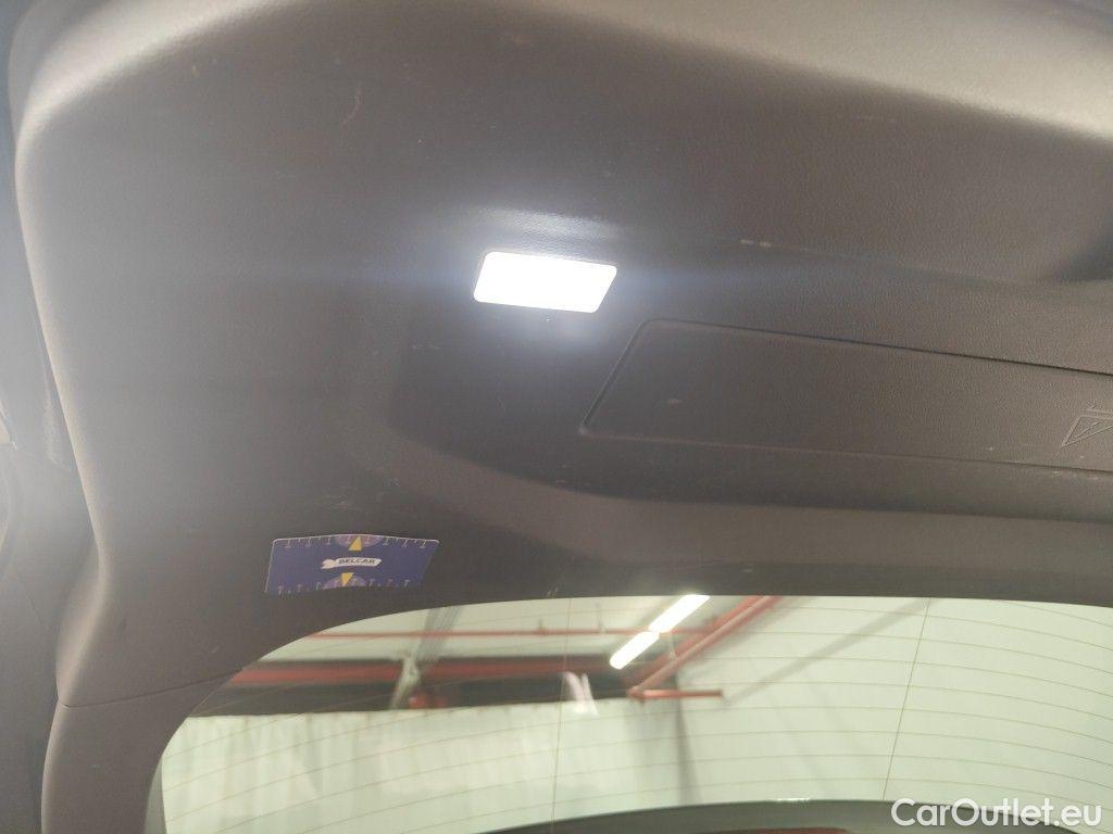 Bmw  Serie 3 BMW 3 Reeks Touring 318dA (100 kW) 5d #57