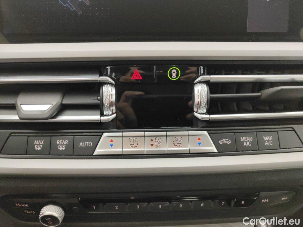 Bmw  Serie 3 BMW 3 Reeks Berline 320e (150 kW) 4d #23