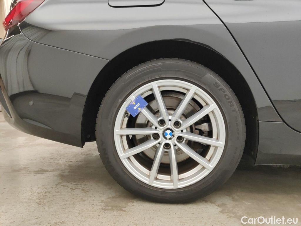 Bmw  Serie 3 BMW 3 Reeks Berline 330e (135 kW) 4d #70