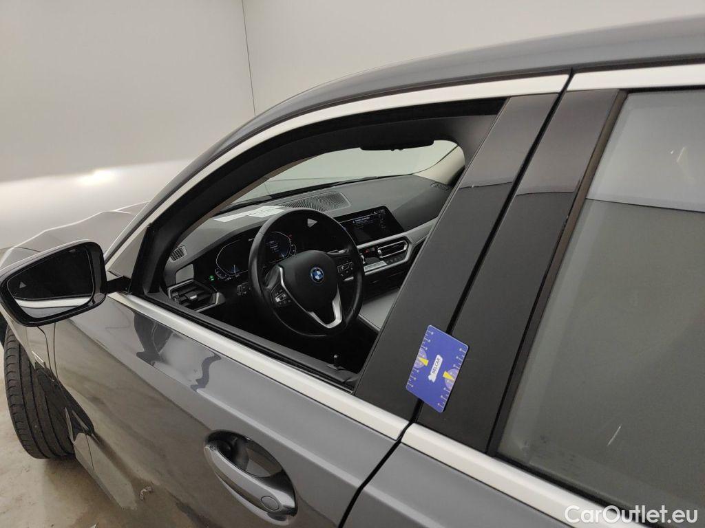 Bmw  Serie 3 BMW 3 Reeks Berline 320e (150 kW) 4d #31