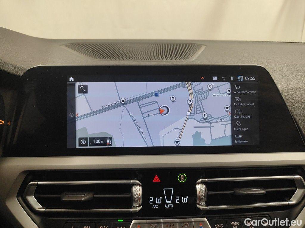 Bmw  Serie 3 BMW 3 Reeks Touring 318dA (100 kW) 5d #13