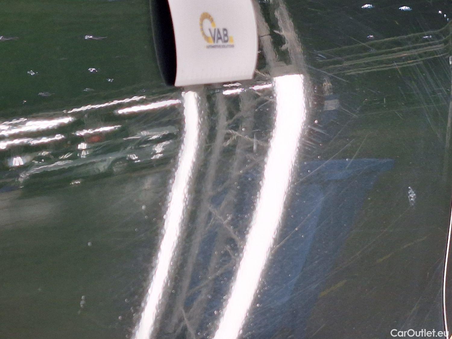 Bmw  X2 BMW  xDrive25e 162kW 5d ///M-Sportkit Gold Pack #28