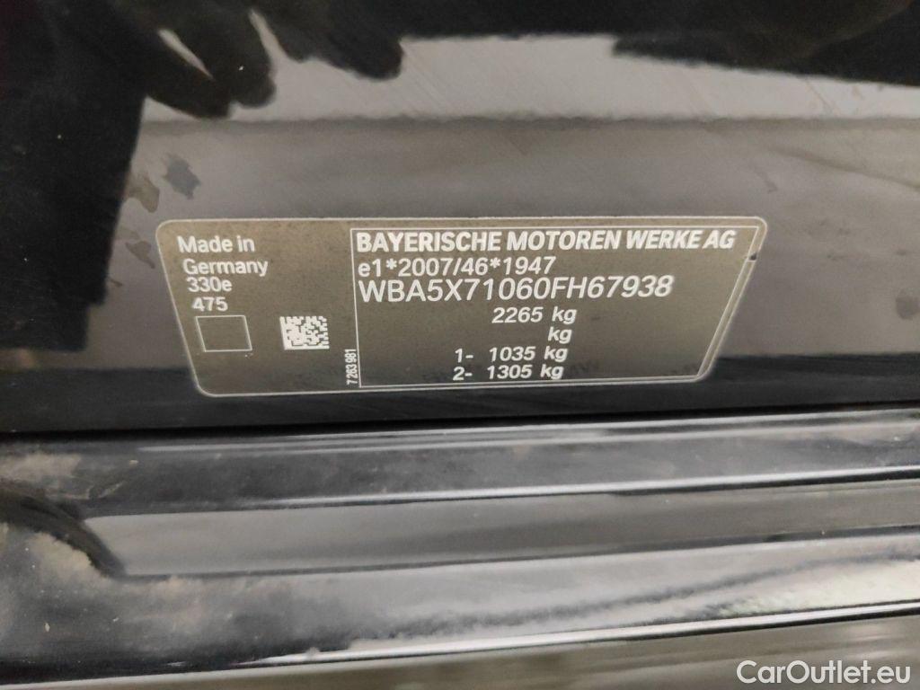 Bmw  Serie 3 BMW 3 Reeks Berline 330e (135 kW) 4d #18