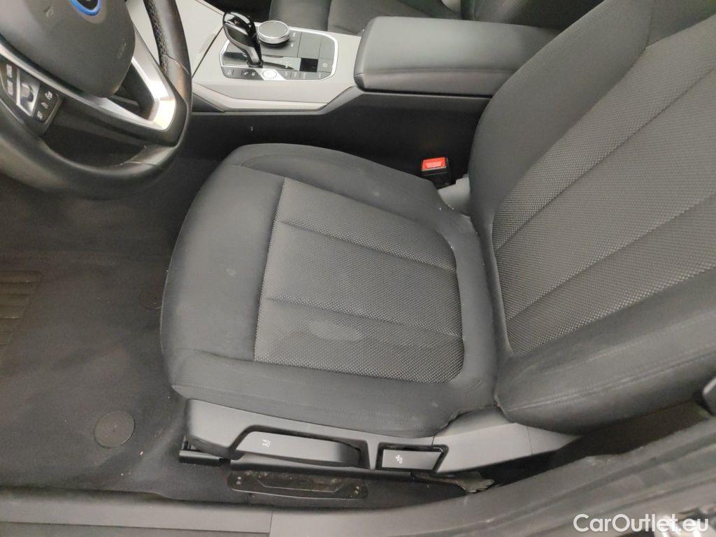 Bmw  Serie 3 BMW 3 Reeks Berline 320e (150 kW) 4d #56