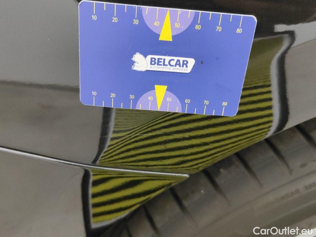 Bmw  Serie 3 BMW 3 Reeks Berline 330e (135 kW) 4d #50