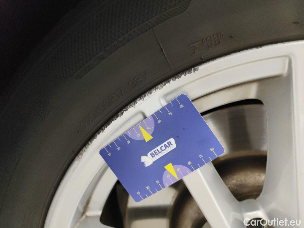 Bmw  Serie 3 BMW 3 Reeks Berline 330e (135 kW) 4d #68