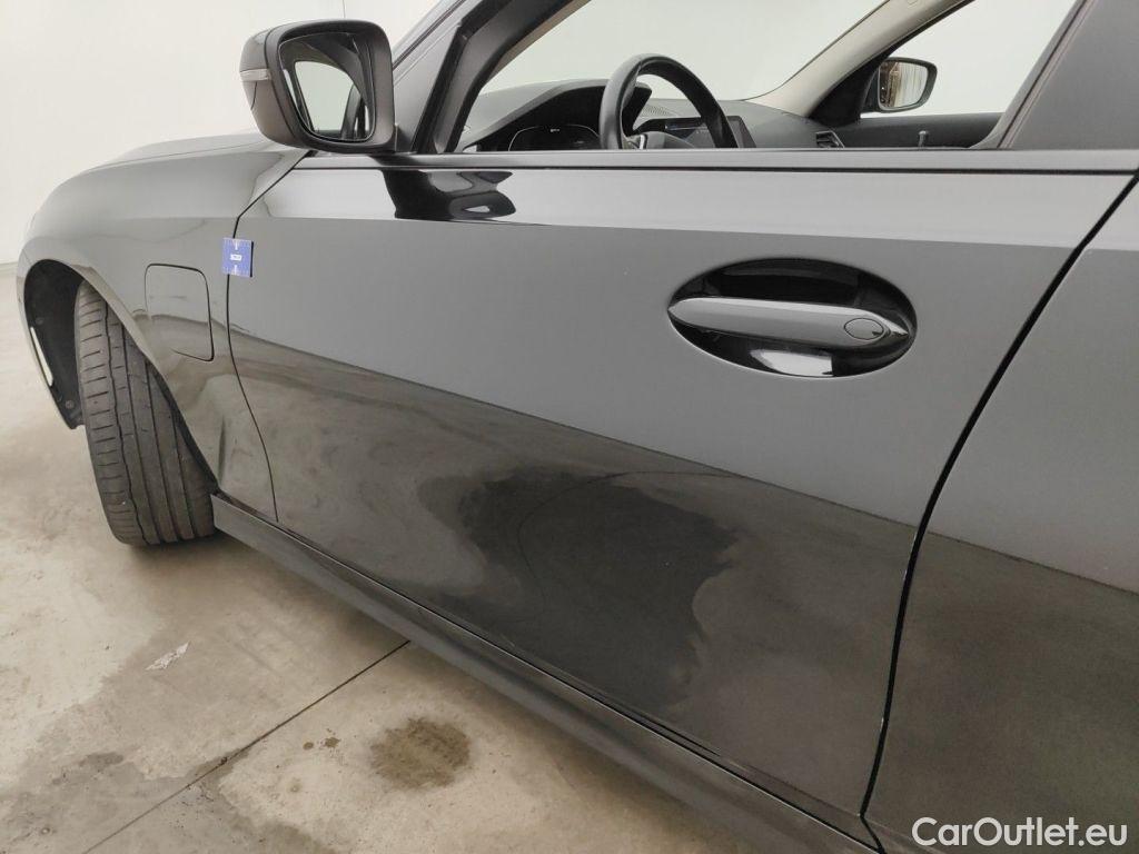 Bmw  Serie 3 BMW 3 Reeks Berline 330e (135 kW) 4d #31