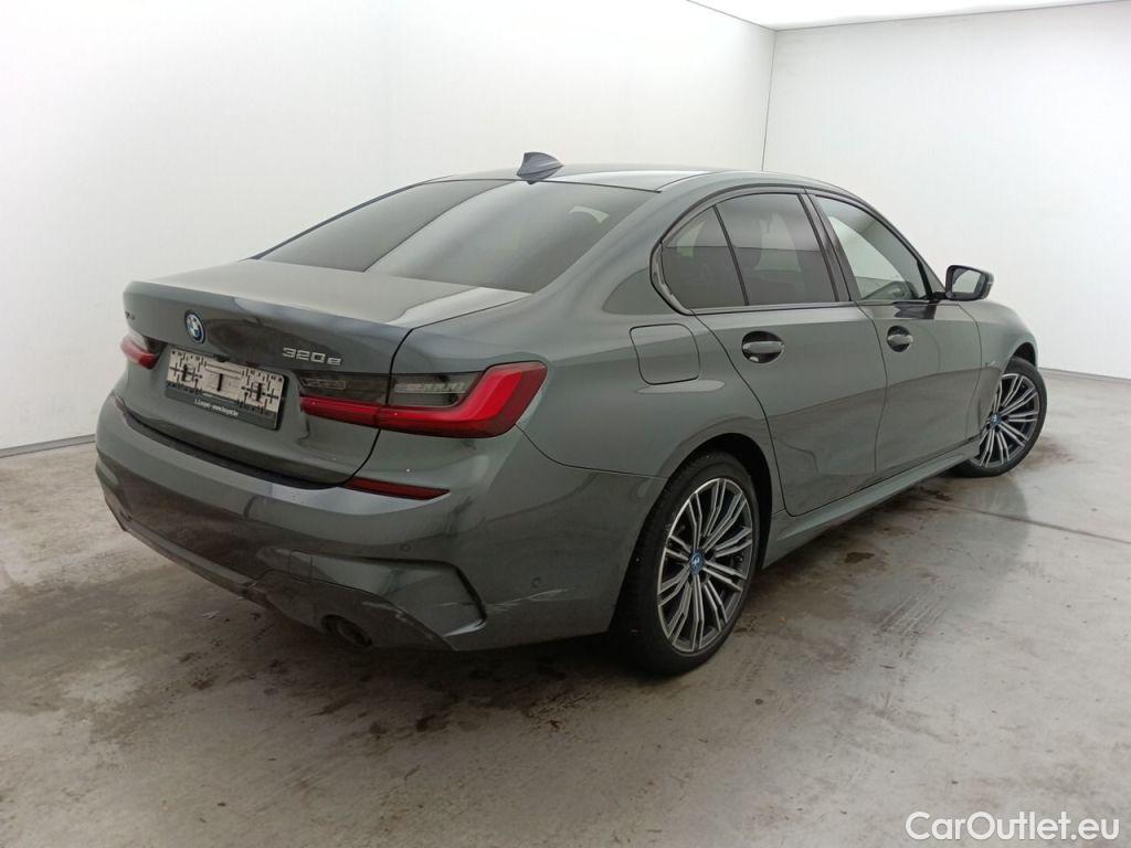 Bmw  Serie 3 BMW 3 Reeks Berline 320e (150 kW) 4d #1