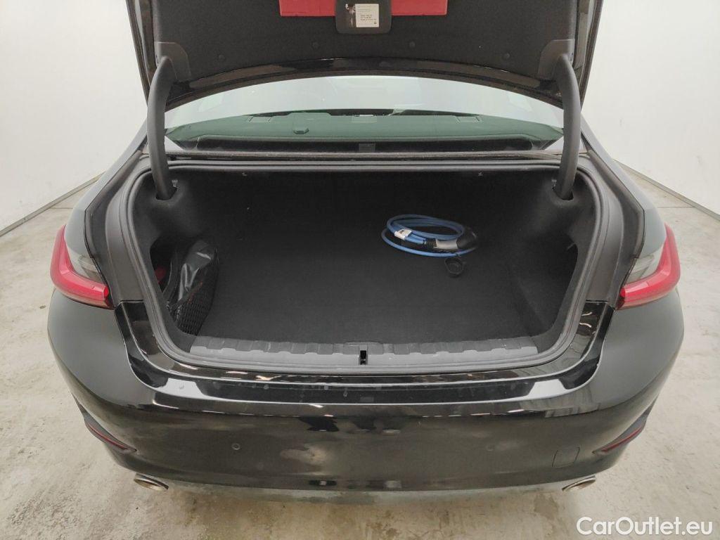 Bmw  Serie 3 BMW 3 Reeks Berline 330e (135 kW) 4d #14