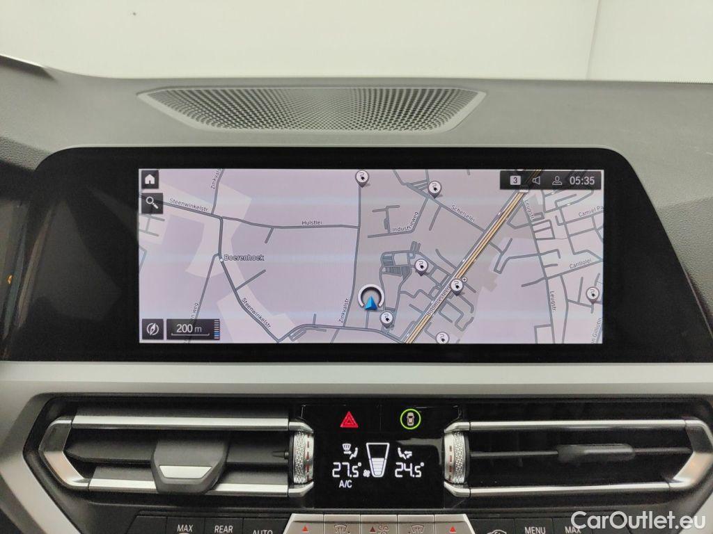 Bmw  Serie 3 BMW 3 Reeks Berline 320e (150 kW) 4d #13