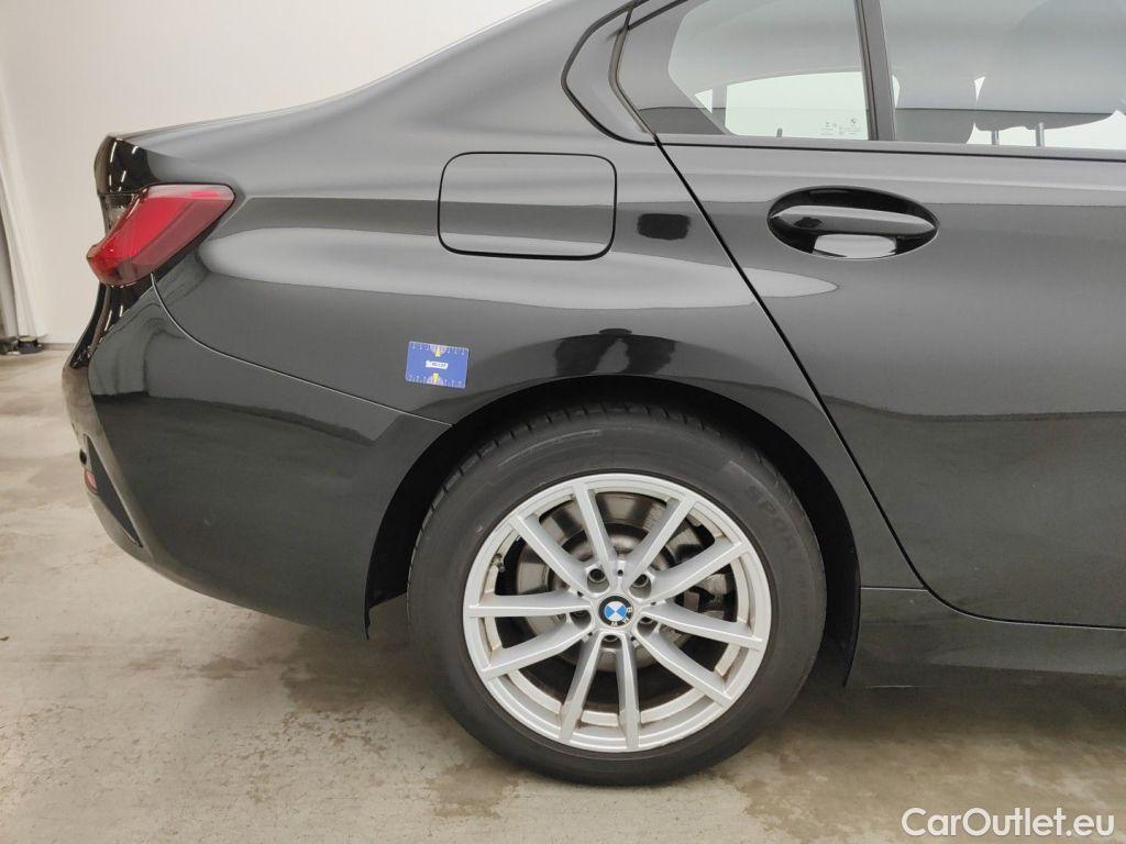 Bmw  Serie 3 BMW 3 Reeks Berline 330e (135 kW) 4d #49