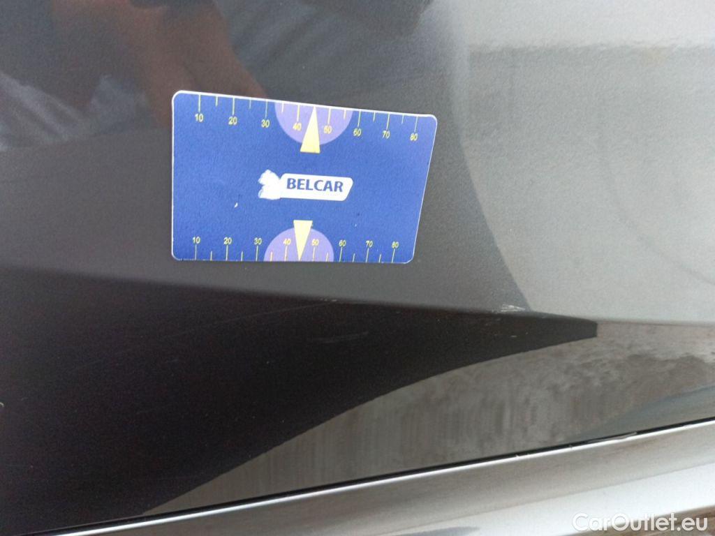 Bmw  Serie 3 BMW 3 Reeks Berline 320e (150 kW) 4d #32