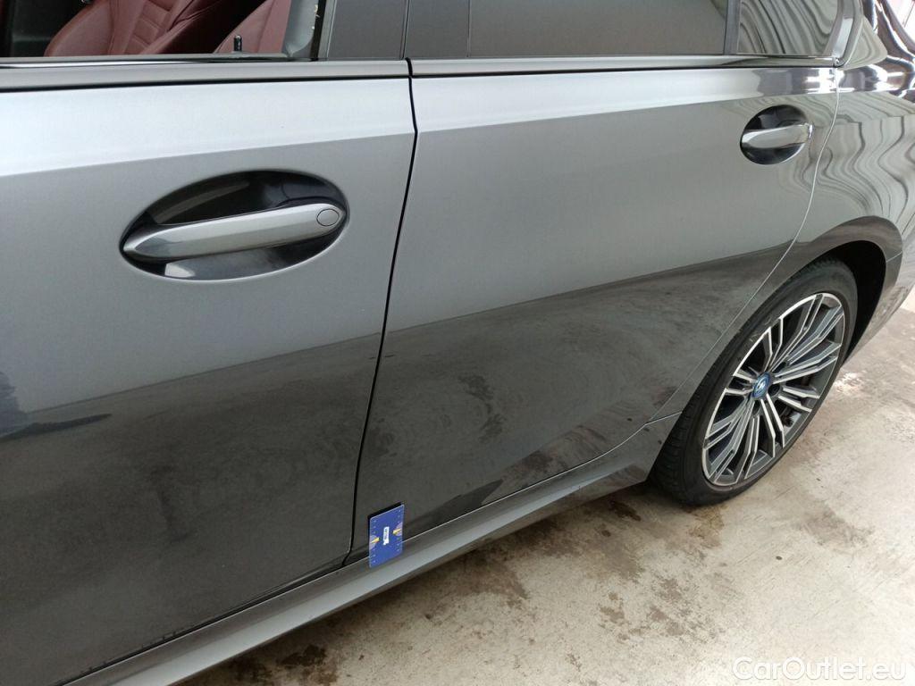 Bmw  Serie 3 BMW 3 Reeks Berline 320e (150 kW) 4d #21