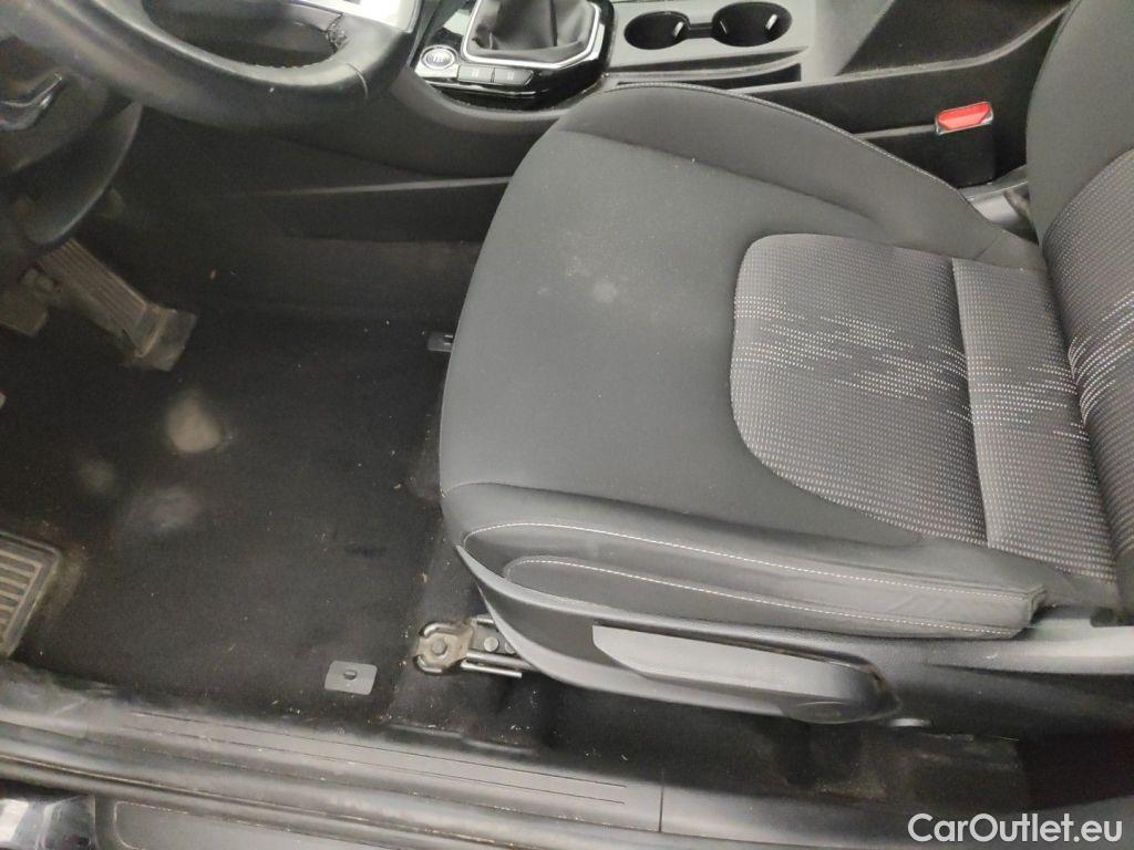 KIA  Sportage KIA  1.6 CRDi 6MT Pulse 5d #72