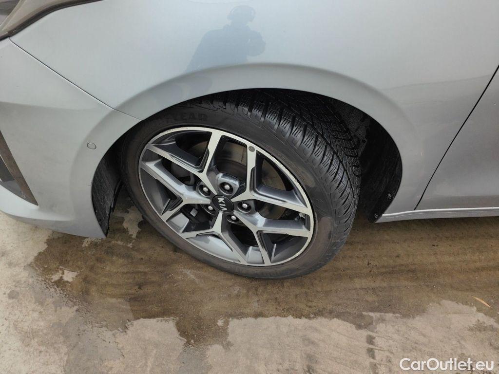 KIA  Cee'd KIA  Sportswagon GT Line 1.6 CRDi 136 DCT ISG 5d #44