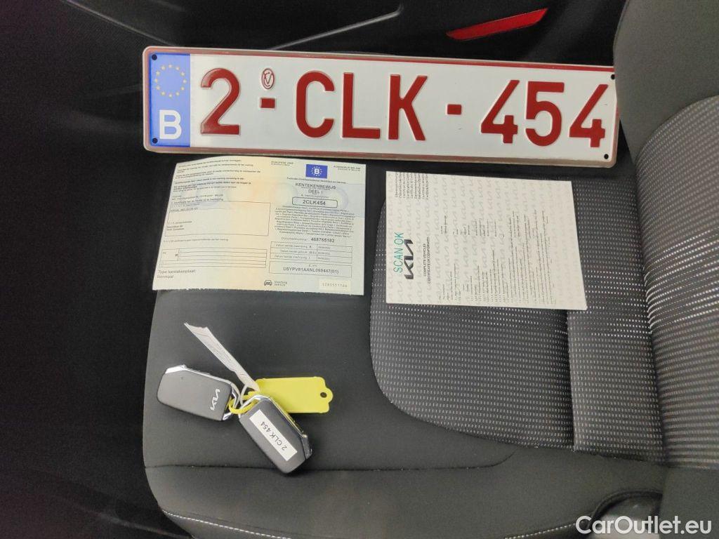 KIA  Sportage KIA  1.6 CRDi 6MT Pulse 5d #4