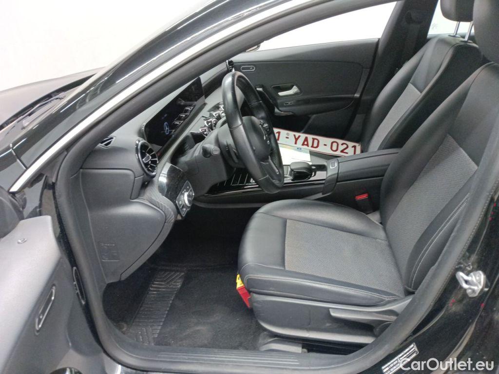 Mercedes  CLA-Klasse Mercedes-Benz CLA Shooting Brake CLA 180 d Aut. 5d #3