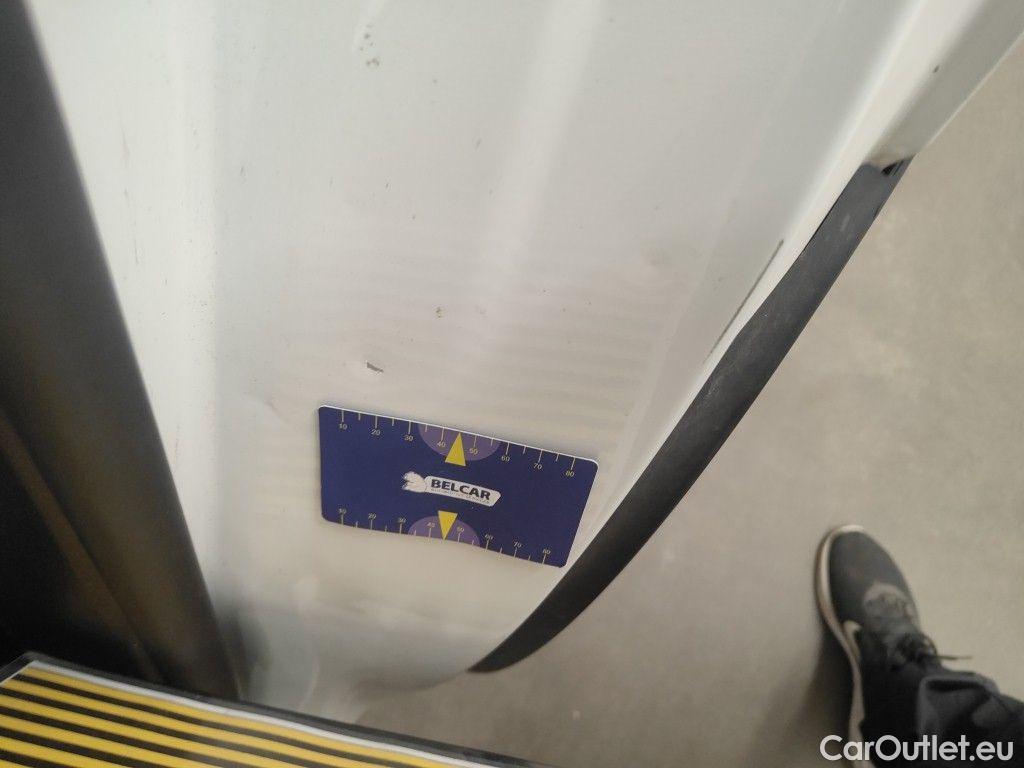 Peugeot  3008 Peugeot  1.5 BlueHDi 96kW S&S Active Pack 5d #48