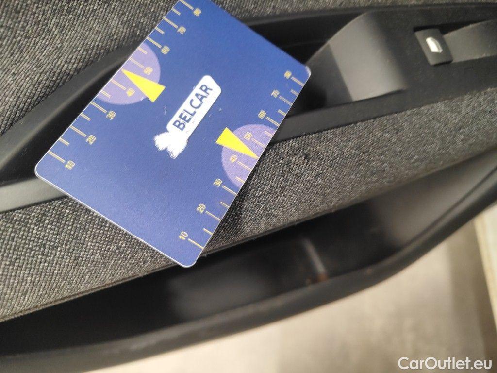 Peugeot  3008 Peugeot  1.5 BlueHDi 96kW S&S Active Pack 5d #81