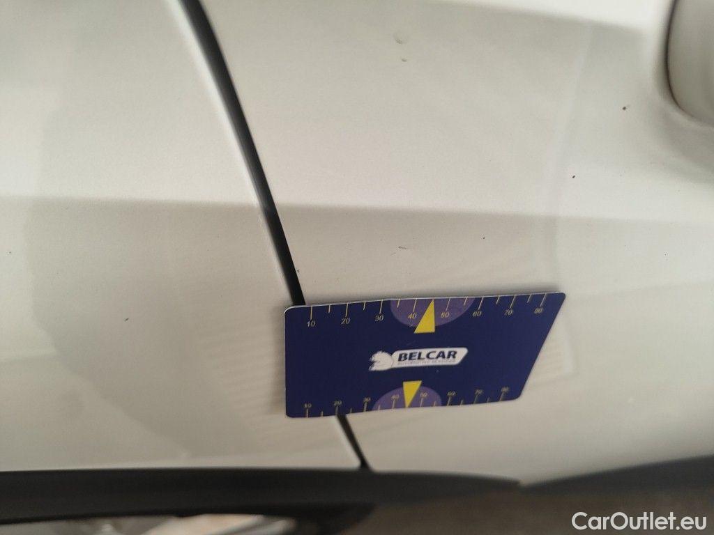 Peugeot  3008 Peugeot  1.5 BlueHDi 96kW S&S Active Pack 5d #60