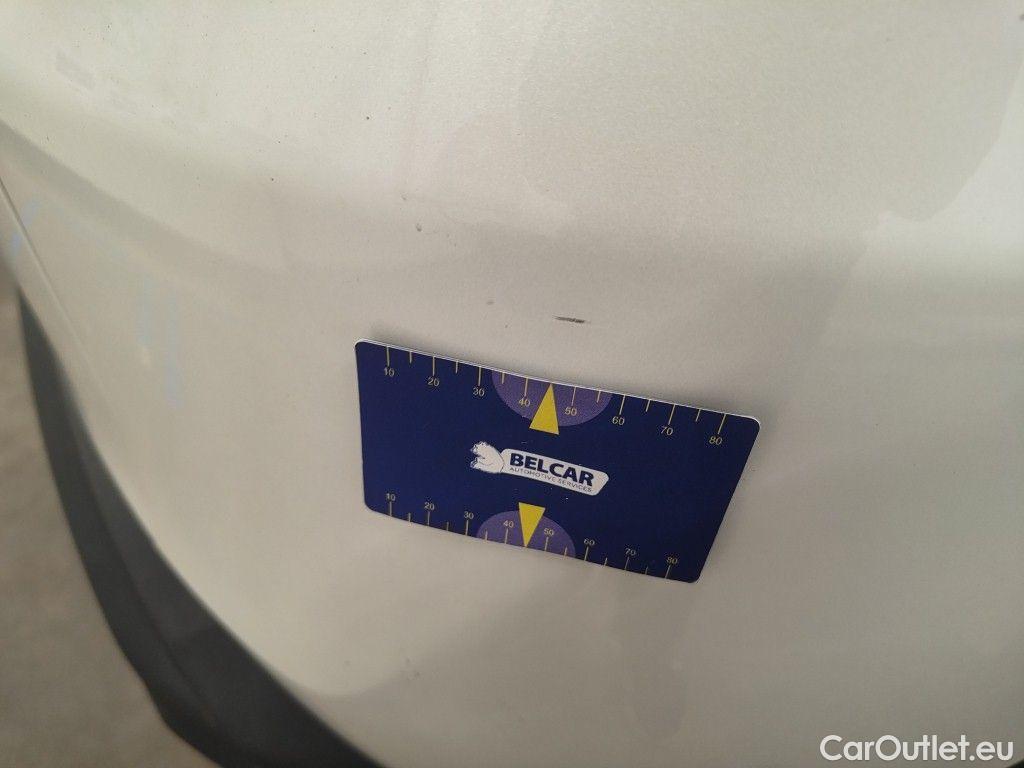 Peugeot  3008 Peugeot  1.5 BlueHDi 96kW S&S Active Pack 5d #26