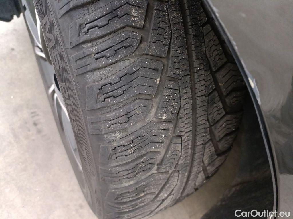 Volvo  V60 Volvo  D3 Momentum 5d #16