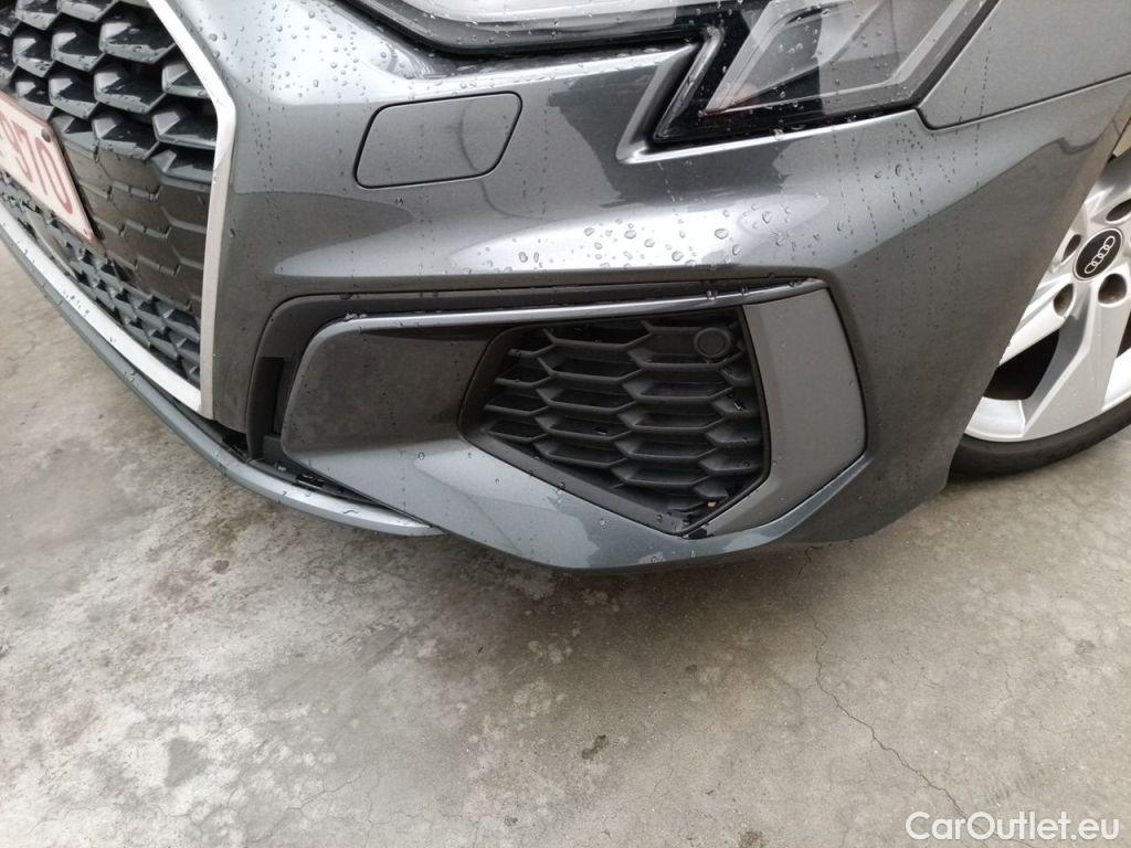 Audi  A3 Audi  Berline 2.0 TDi 30 85kW S line 4d #17