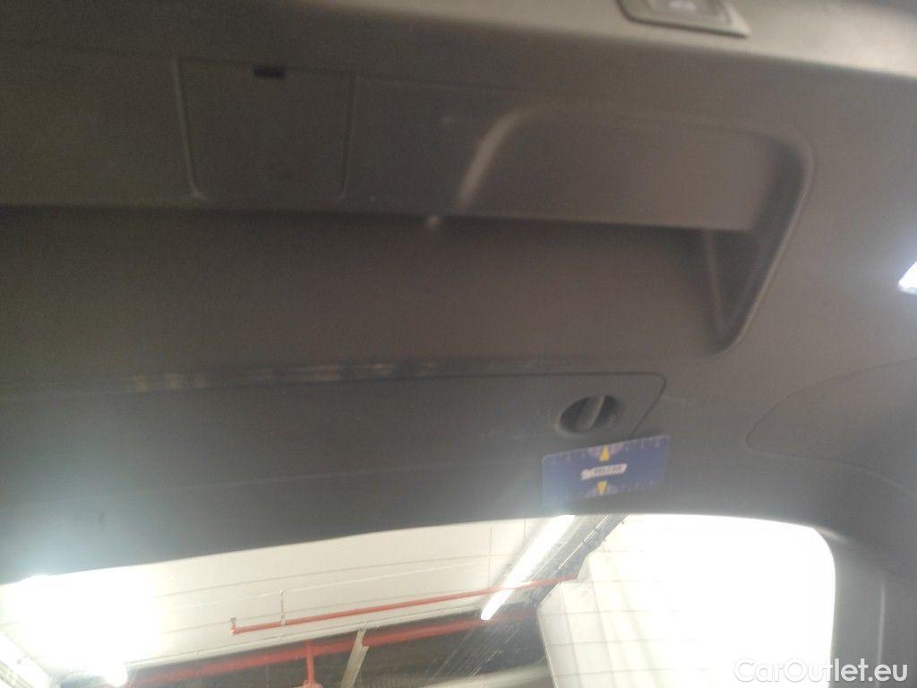 Audi  A4 Audi  Avant 2.0 30 TDi 100kW S tronic Business Ed 5d #42