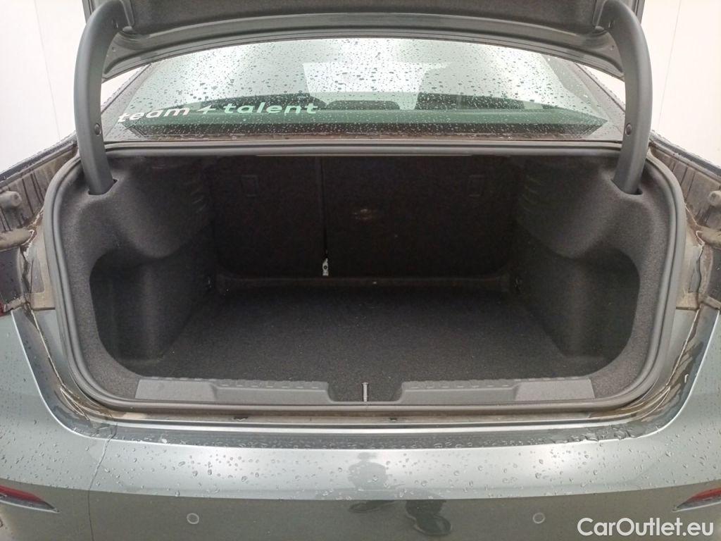 Audi  A3 Audi  Berline 2.0 TDi 30 85kW S line 4d #12