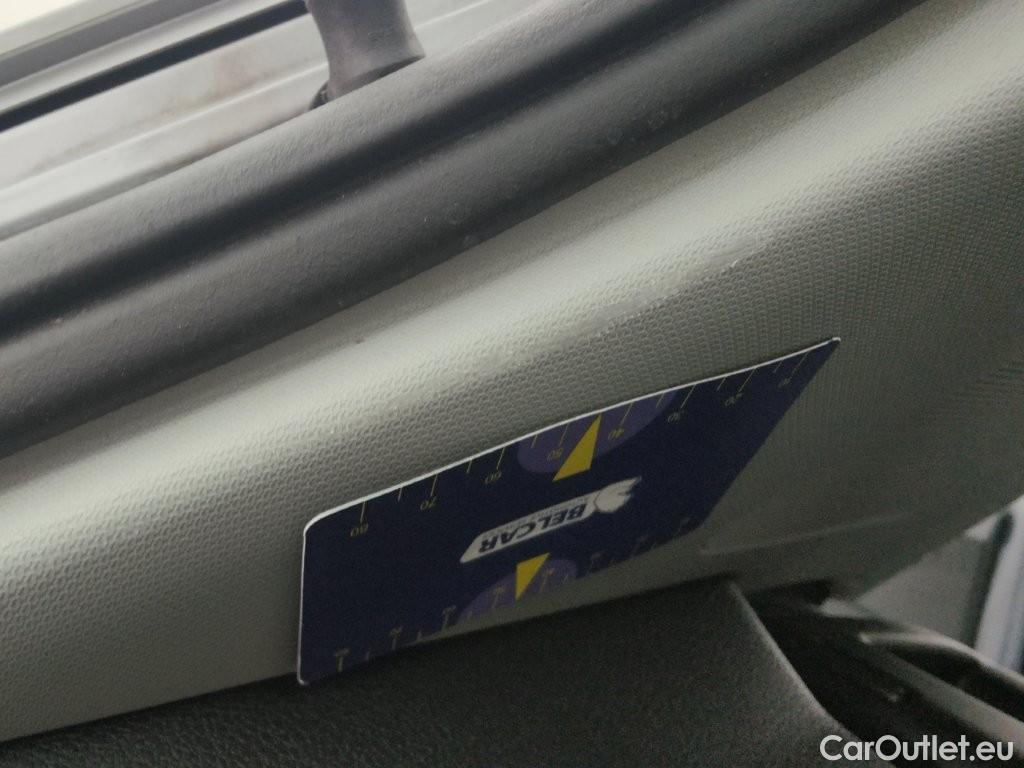 Audi  Q2 Audi  1.0 30 TFSI 81kW Attraction 5d #36