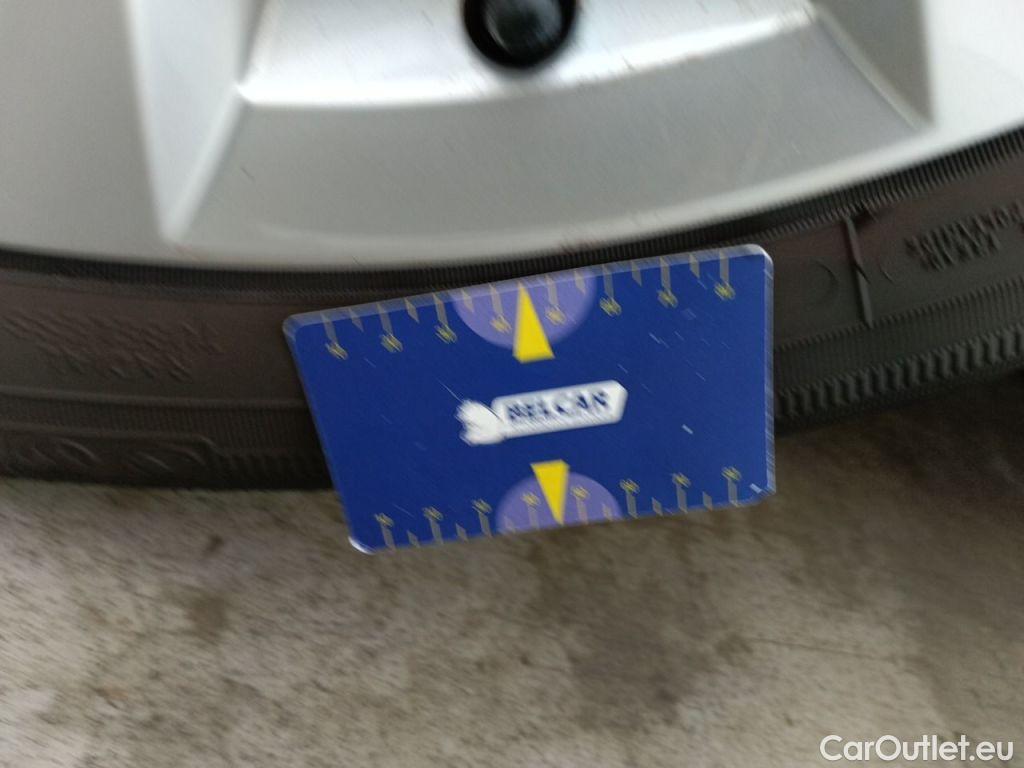 Audi  A3 Audi  Sportback 1.0 30 TFSi 81kW S tronic Attraction 5d #22