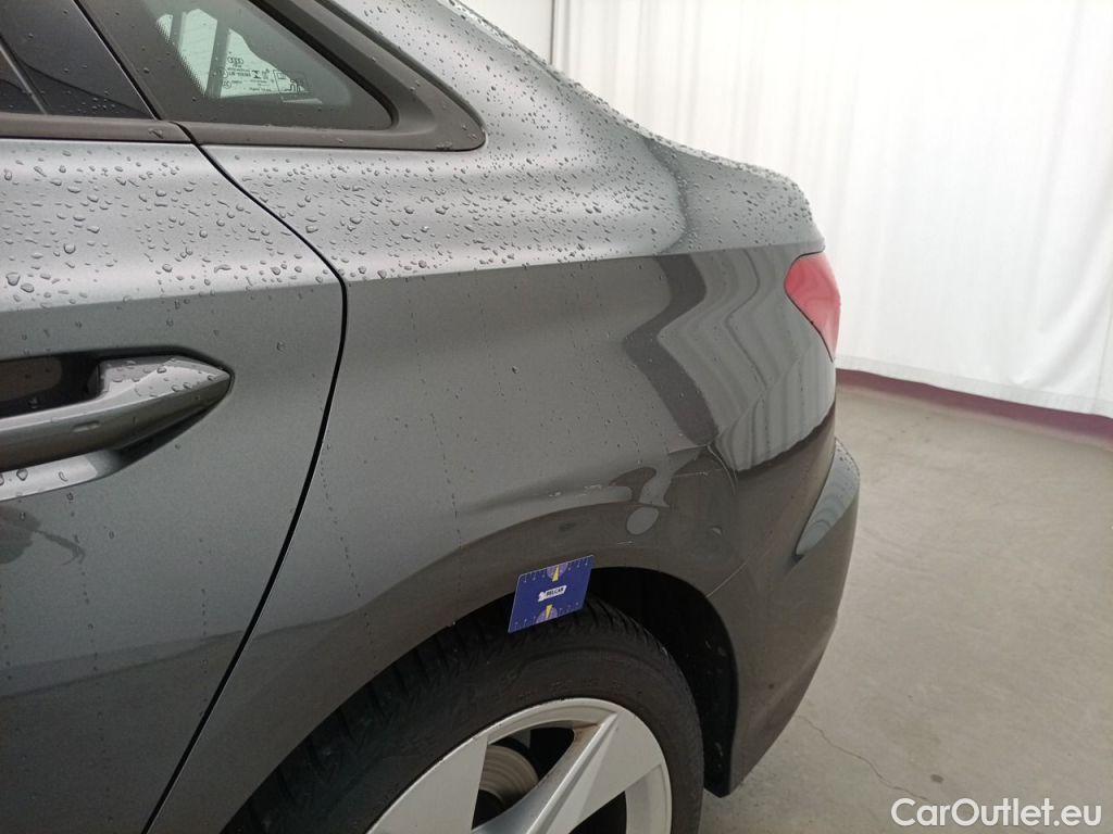 Audi  A3 Audi  Berline 2.0 TDi 30 85kW S line 4d #24