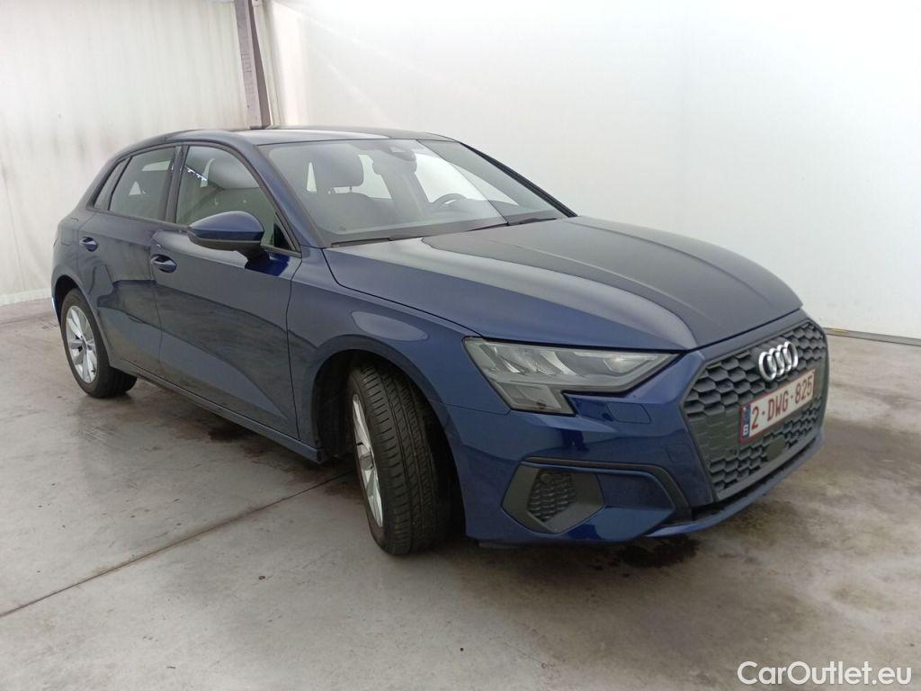 Audi  A3 Audi  Sportback 1.0 30 TFSi 81kW S tronic Attraction 5d #8