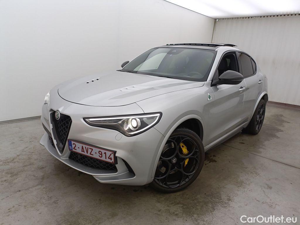 Alfa Romeo   STELVIO Alfa Romeo 2.9 Quadrifoglio 5d #1