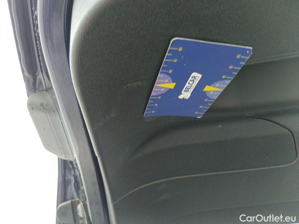 Audi  A3 Audi  Sportback 2.0 35 TDi 110kW Advanced 5d #21