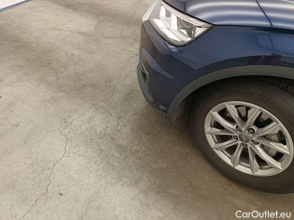 Audi  Q5 Audi  Business Edition 30 TDI 5d #47