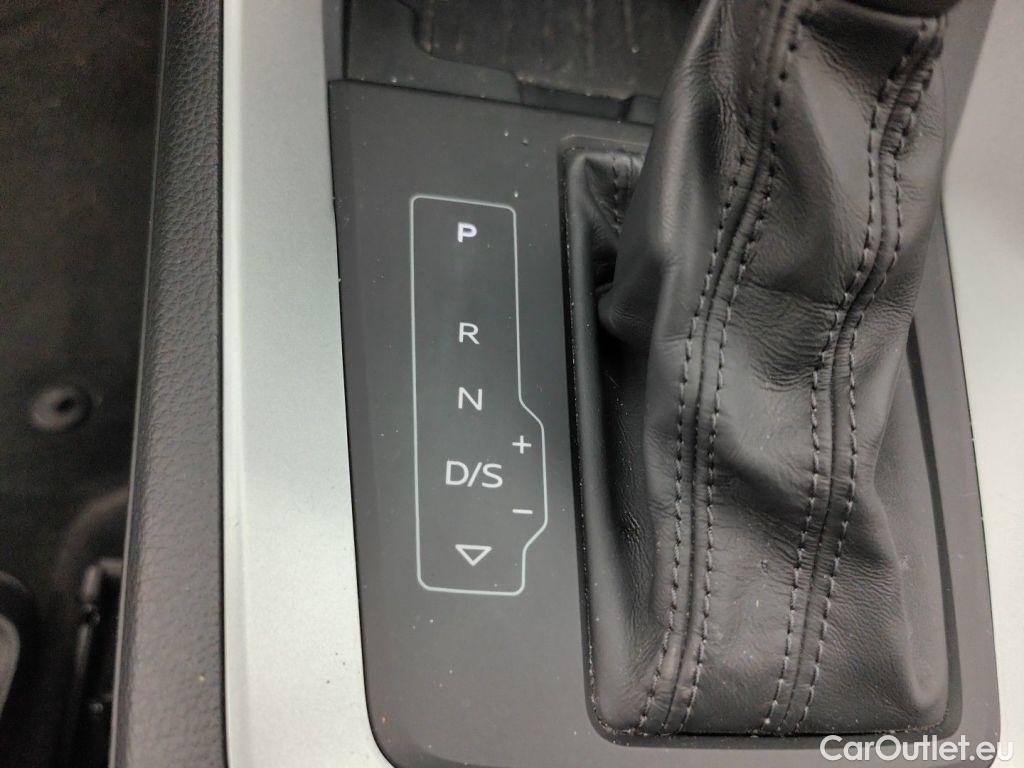 Audi  Q3 AUDI  SPORTBACK 45 TFSIe 245 S Line S tronic (EU6d-TEMP) 5d  #21