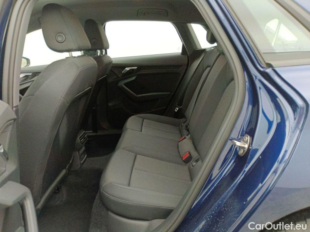 Audi  A3 Audi  Sportback 1.0 30 TFSi 81kW S tronic Attraction 5d #10