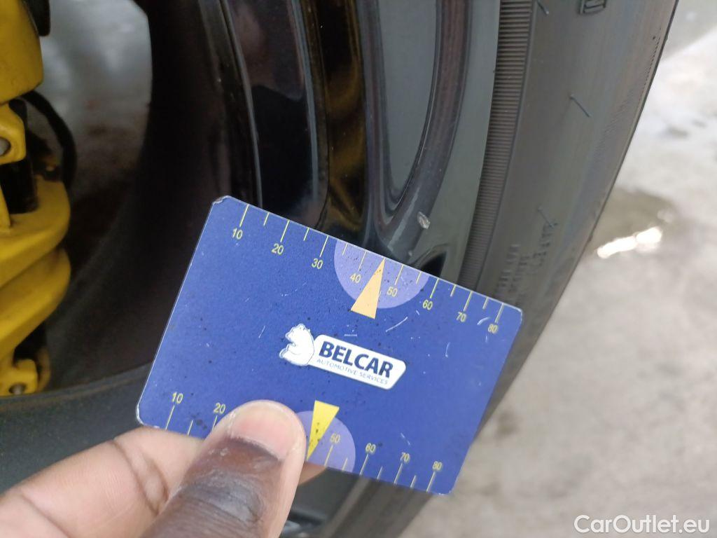 Alfa Romeo   STELVIO Alfa Romeo 2.9 Quadrifoglio 5d #46