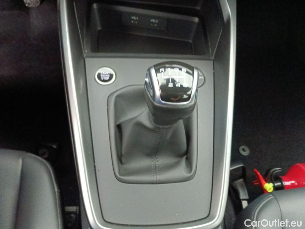 Audi  A3 Audi  Sportback 2.0 35 TDi 110kW Advanced 5d #26