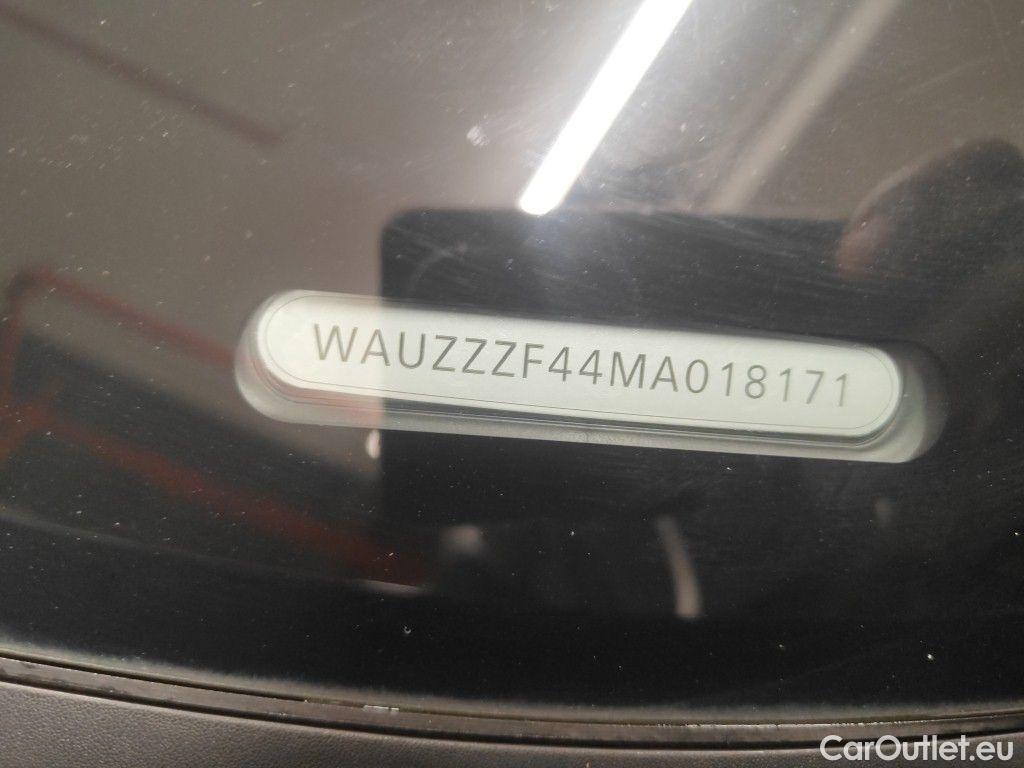 Audi  A4 Audi  Avant 2.0 30 TDi 100kW S tronic Business Ed 5d #18