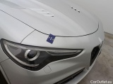Alfa Romeo   STELVIO Alfa Romeo 2.9 Quadrifoglio 5d #37